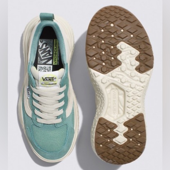 Vans UltraRange Sneakers - Picture 5 of 16